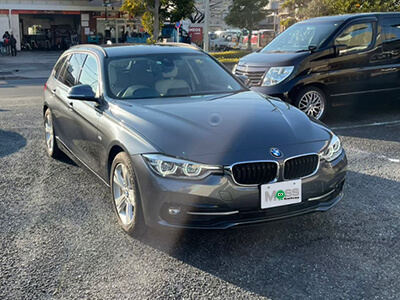 Mossガレージの中古車買取実績。BMW3シリーズ320d、2015(平成27)年11月登録、走行距離49,190kmのお車です。
