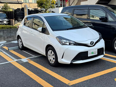 Mossガレージの中古車買取実績｜トヨタ ヴィッツ F｜東京都江東区のお客様｜2015(平成27)年03月登録｜走行距離6,060km