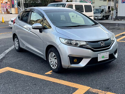 Mossガレージの中古車買取実績｜ホンダ フィット 13G｜千葉県市川市のお客様｜2014(平成26)年07月登録｜走行距離41,119km